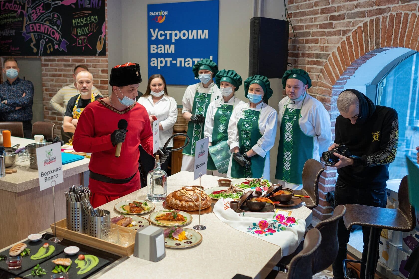 Изображение 2 - Кулинарный поединок сети «Перекрёсток»